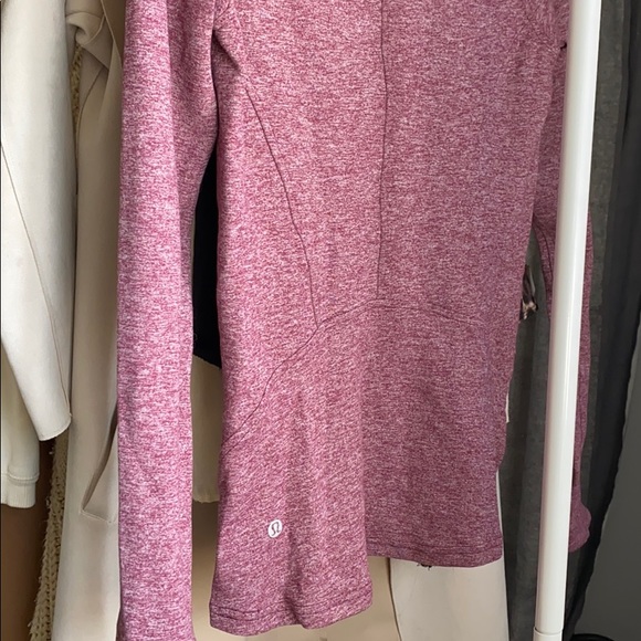 LULULEMON LONG SLEEVE (2) - Picture 2 of 3